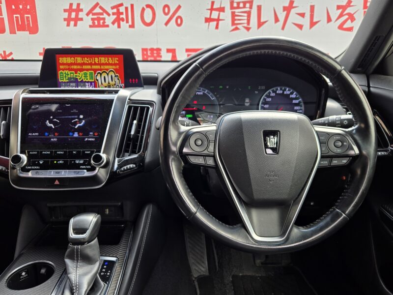 CROWN クラウン ハイブリッド RS 【カスタム】