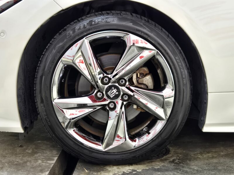 CROWN クラウン ハイブリッド RS 【カスタム】