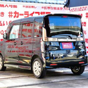 SPACIA CUSTOM　スペーシアカスタムZ　ベースグレード　全方位モニター付メモリーナビ装着車