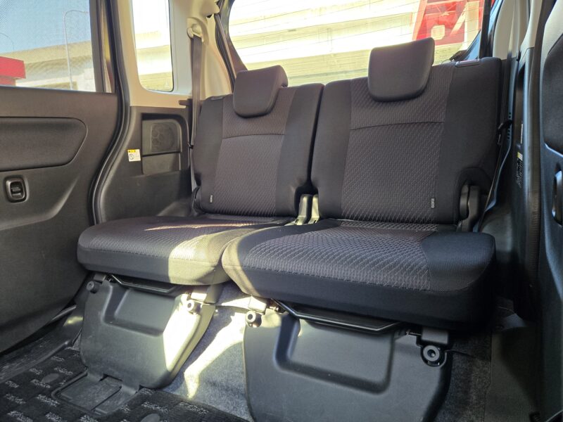 SPACIA CUSTOM スペーシアカスタムZ ベースグレード 全方位モニター付メモリーナビ装着車