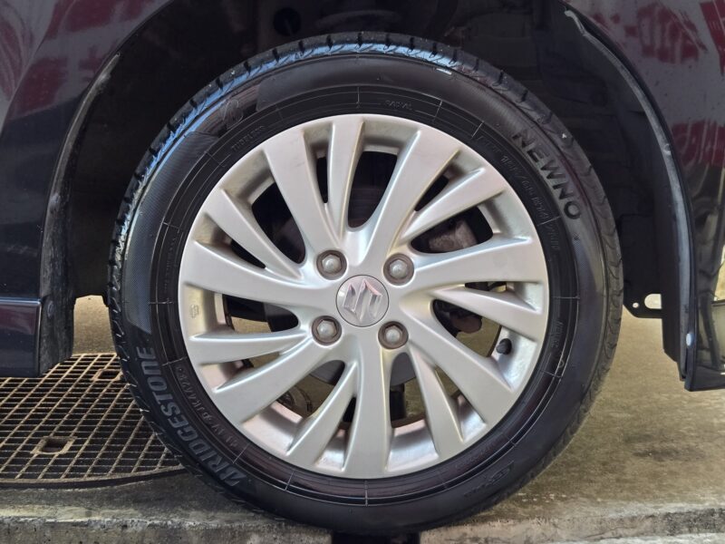 SPACIA CUSTOM スペーシアカスタムZ ベースグレード 全方位モニター付メモリーナビ装着車