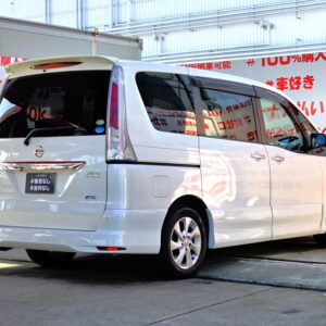 SERENA　セレナ　ハイウェイスター