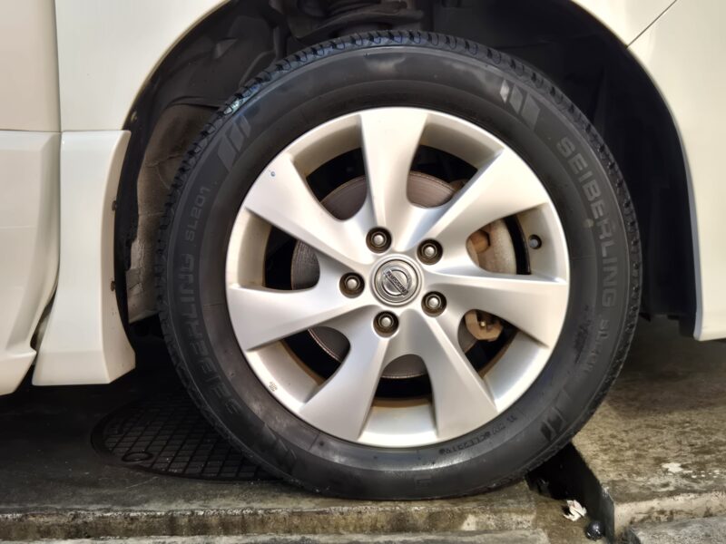 SERENA セレナ ハイウェイスター