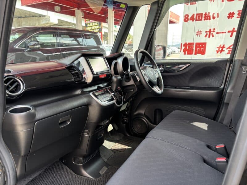 N-BOX カスタム G ターボ パッケージ【ターボ車】