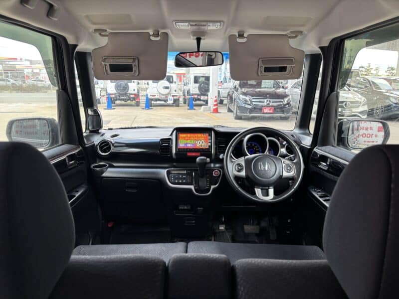 N-BOX カスタム G ターボ パッケージ【ターボ車】