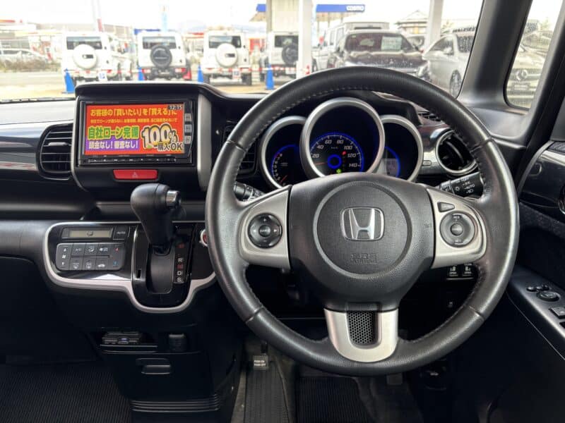 N-BOX カスタム G ターボ パッケージ【ターボ車】