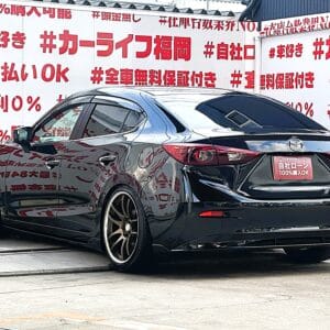 AXELA　アクセラ　15S　ツーリング　【カスタム】【ユーザー買取車】