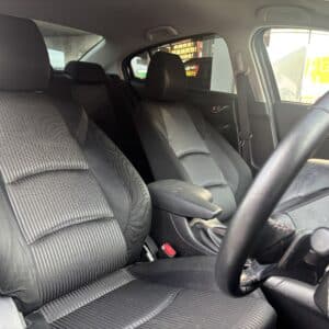 AXELA　アクセラ　15S　ツーリング　【カスタム】【ユーザー買取車】