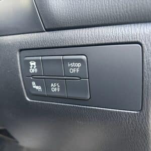 AXELA　アクセラ　15S　ツーリング　【カスタム】【ユーザー買取車】