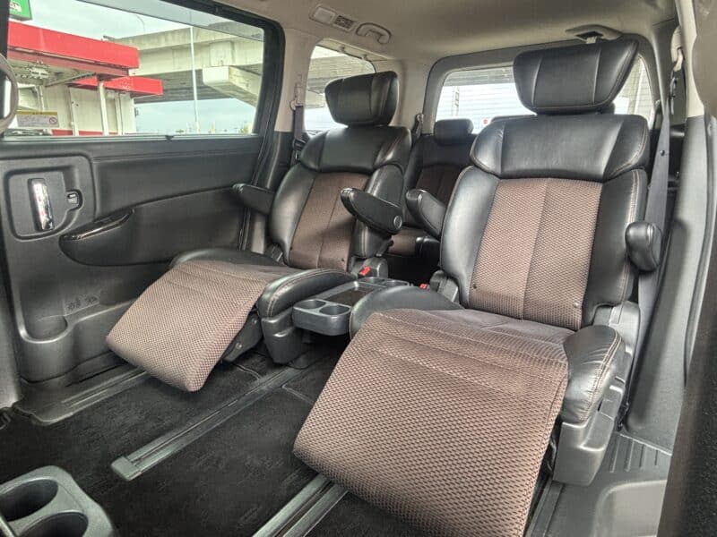 ELGRAND エルグランド アーバンクロム 【特別仕様車】【総合評価優良車】【カスタム】