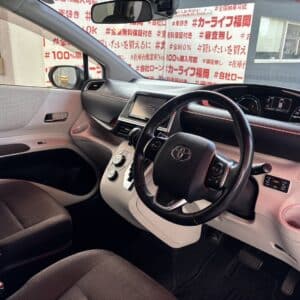 SIENTA　シエンタHV　G