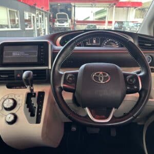 SIENTA　シエンタHV　G