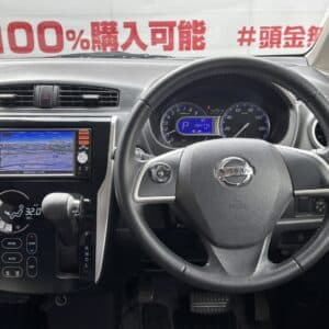 DAYS　デイズ　ハイウェイスターG