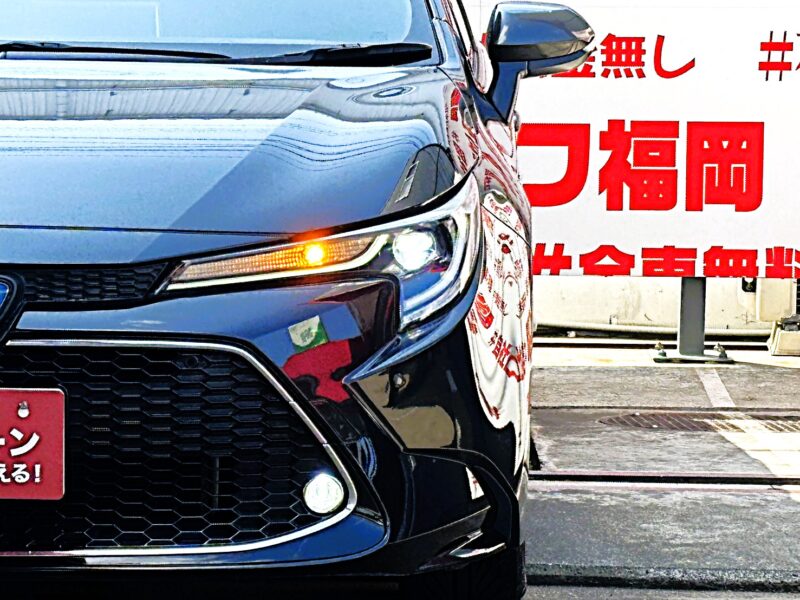 COROLLA TOURING カローラツーリング ハイブリッドW×B 【総合評価優良車】