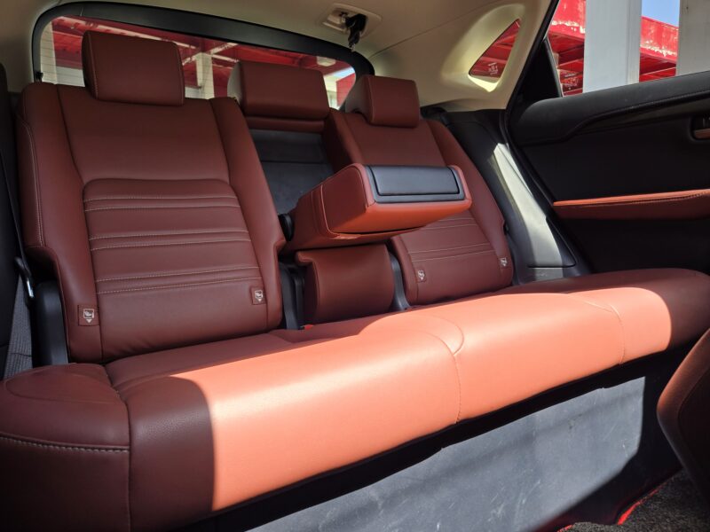 LEXUS レクサス NX200t Iパッケージ 【4WD】【ターボ車】