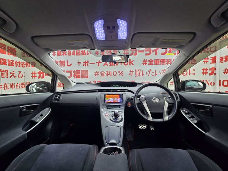 PRIUS プリウス Sツーリングセレクション G’s【特別仕様車】【カスタム】