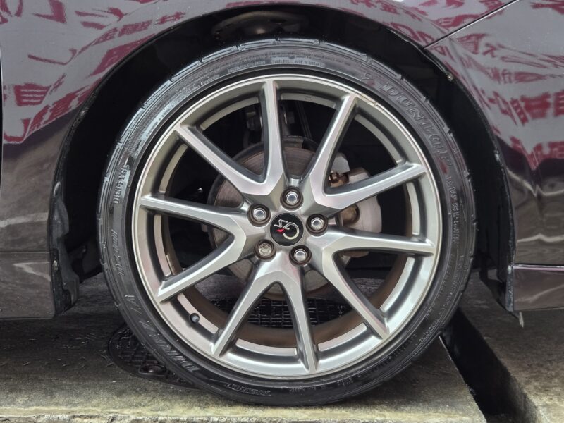 PRIUS プリウス Sツーリングセレクション G’s【特別仕様車】【カスタム】