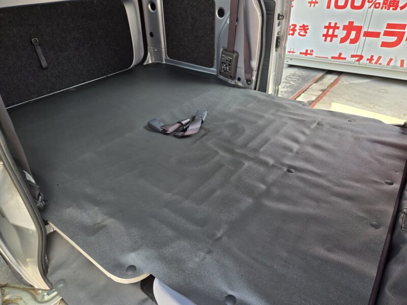 HIJET ハイゼットカーゴ デラックス