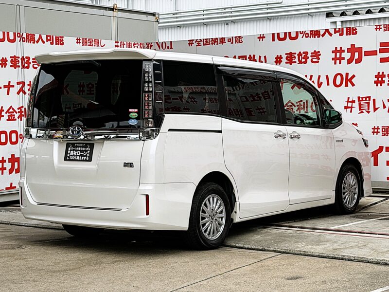 VOXY ヴォクシー ハイブリッドV