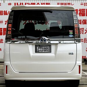 VOXY　ヴォクシー　ハイブリッドV