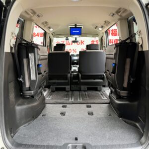 SERENA　セレナ　ライダー　Jパッケージ【総合評価優良車】【特別仕様車】