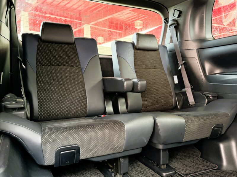 VELLFIRE ヴェルファイア 2.5Z Aエディション ゴールデンアイズ【総合評価優良車】【特別仕様車】