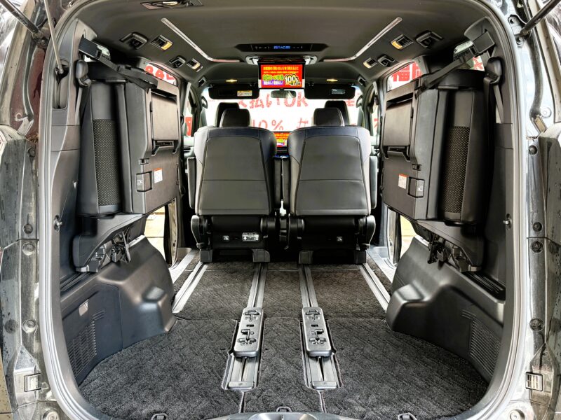 VELLFIRE ヴェルファイア 2.5Z Aエディション ゴールデンアイズ【総合評価優良車】【特別仕様車】