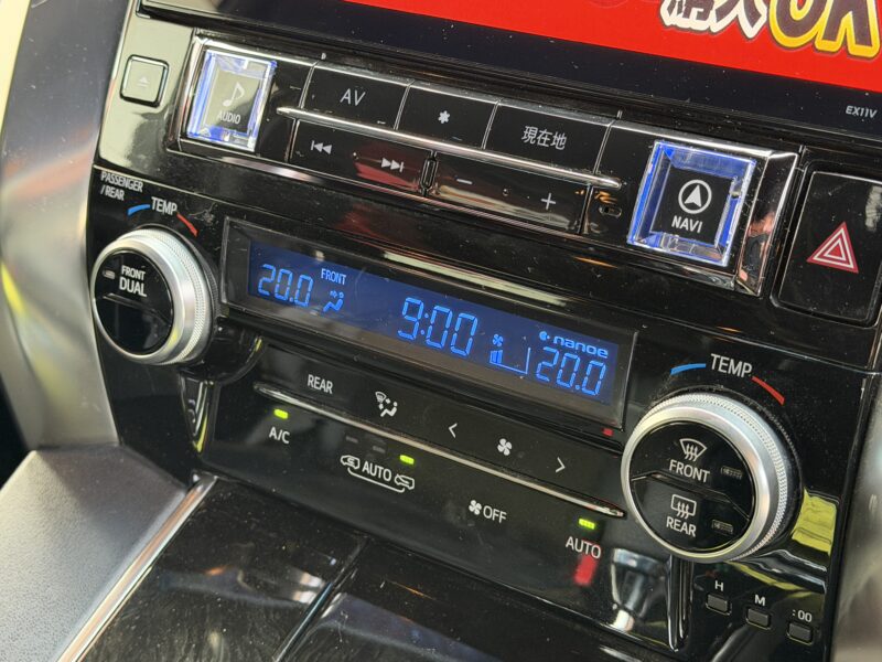 VELLFIRE ヴェルファイア 2.5Z Aエディション ゴールデンアイズ【総合評価優良車】【特別仕様車】