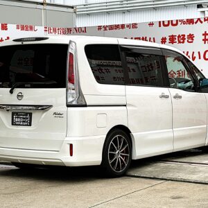 SERENA　セレナ　ライダー　Jパッケージ【総合評価優良車】【特別仕様車】