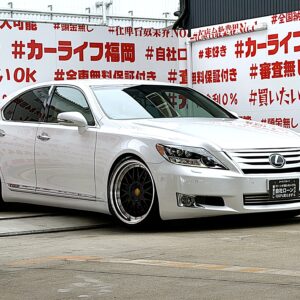 LEXUS　レクサス　LS600h　I パッケージ＂中期型＂【総合評価優良車】【4ＷＤ】【カスタム】
