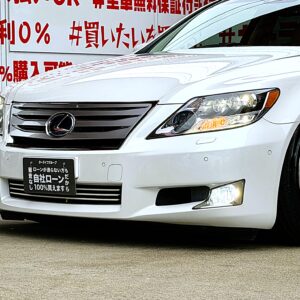 LEXUS　レクサス　LS600h　I パッケージ＂中期型＂【総合評価優良車】【4ＷＤ】【カスタム】