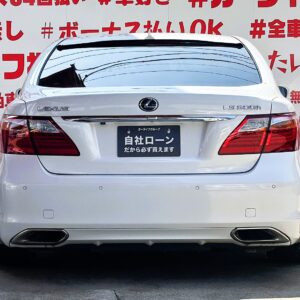 LEXUS レクサス LS600h I パッケージ"中期型"【4WD】
