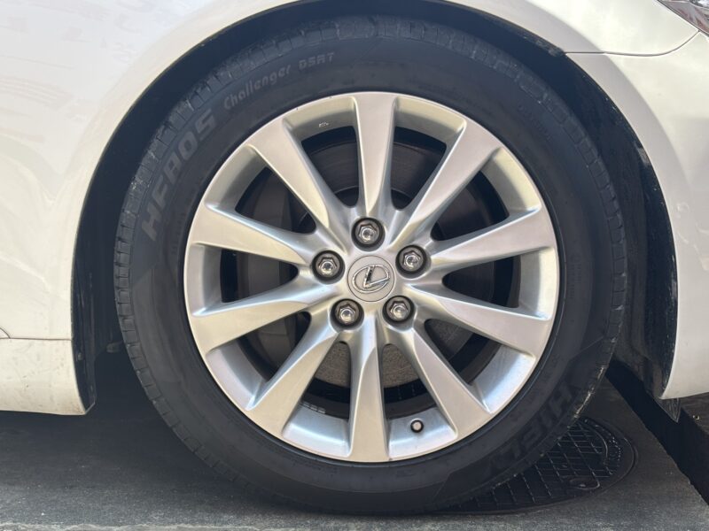 LEXUS レクサス LS600h I パッケージ"中期型"【4WD】