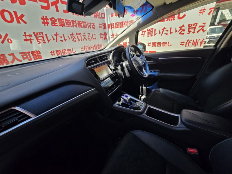 SHUTTLE シャトル ハイブリッドX 【車検2年付】