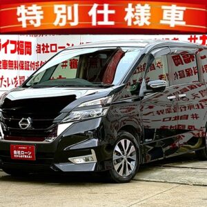 SERENA　セレナ　ハイウェイスター　Vセレクション【特別仕様車】
