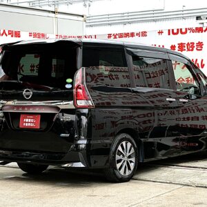 SERENA　セレナ　ハイウェイスター　Vセレクション【特別仕様車】