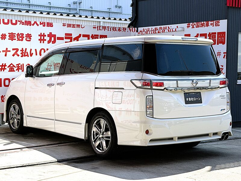 ELGRAND エルグランド ライダー 白本革シート仕様マニュアルシート【総合評価優良車】【特別仕様車】