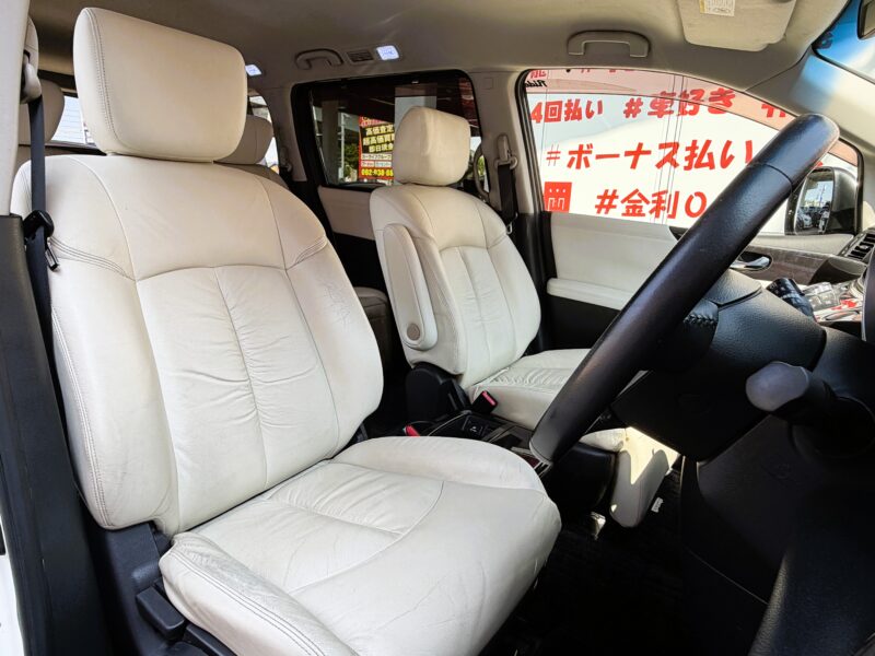ELGRAND エルグランド ライダー 白本革シート仕様マニュアルシート【総合評価優良車】【特別仕様車】