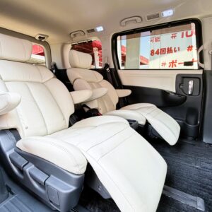 ELGRAND エルグランド　ライダー　白本革シート仕様マニュアルシート【総合評価優良車】【特別仕様車】