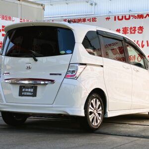 FREED フリード ハイブリッドジャストセレクション【車検2年付】