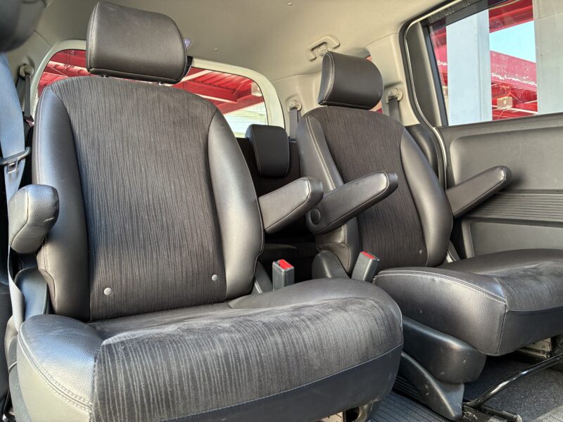 FREED フリード ハイブリッドジャストセレクション【車検2年付】