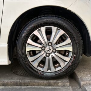 FREED フリード ハイブリッドジャストセレクション【車検2年付】