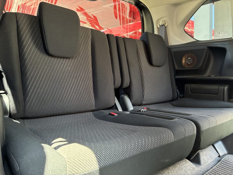 FREED フリードハイブリッド ジャストセレクション【総合評価優良車】【車検2年付】