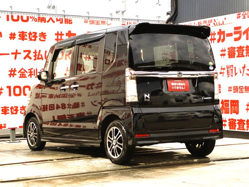 N-BOX カスタム G・SSパッケージ【特別仕様車】【車検2年付】
