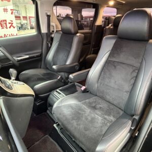VELLFIRE ヴェルファイア 2.4Zゴールデンアイズ"後期型"【特別仕様車】【カスタム】