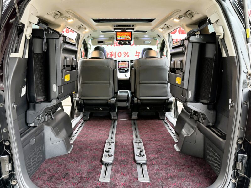 VELLFIRE ヴェルファイア 2.4Zゴールデンアイズ"後期型"【特別仕様車】【カスタム】