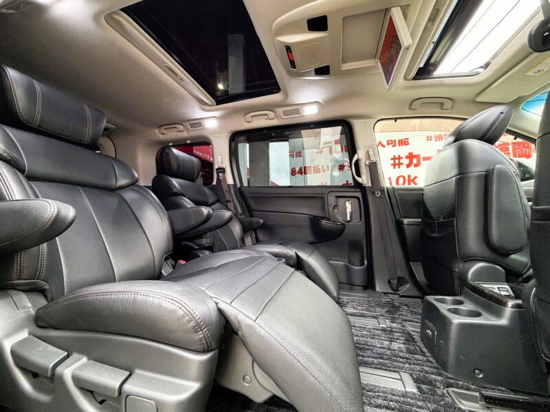ELGRAND エルグランド 250ハイウェイスター【車検2年付】