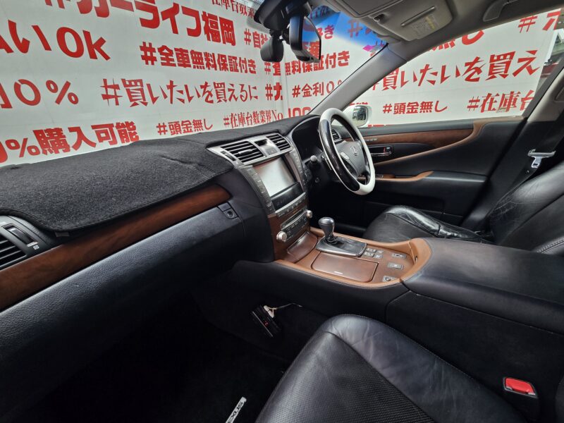 LEXUS レクサス LS460 バージョンSZ "中期型"【カスタム】