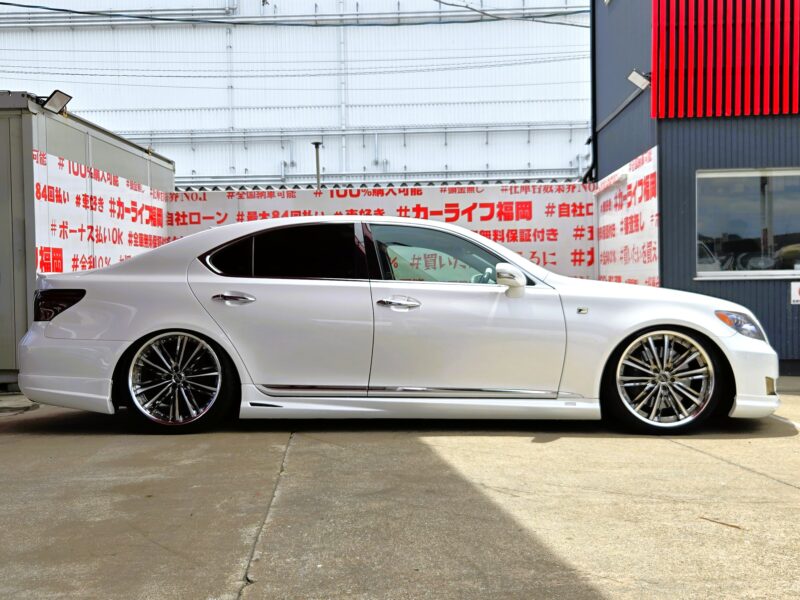 LEXUS レクサス LS460 バージョンSZ "中期型"【カスタム】