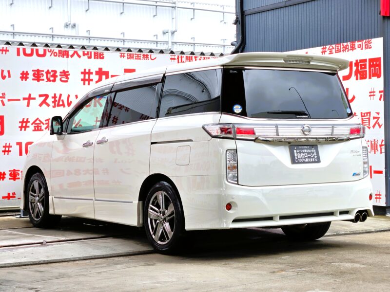 ELGRAND エルグランド ライダー 黒本革シート仕様マニュアルシート【特別仕様車】